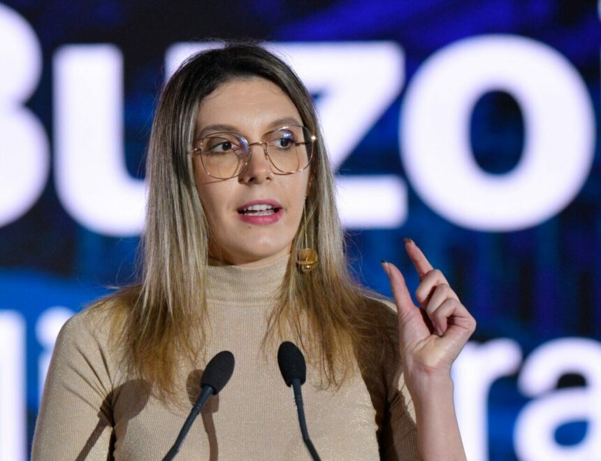 diana buzoianu pierde procesul contra ra apps la cab a castigat inca 2 ani de nepublicare a niciunei liste de imobile 6a4c008869c23