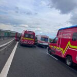 doua accidente s au produs pe a1 in zona localitatii cristian patru persoane ranite dupa impactul dintre un microbuz si doua autoutilitare 6a4e6ebdbb5cf