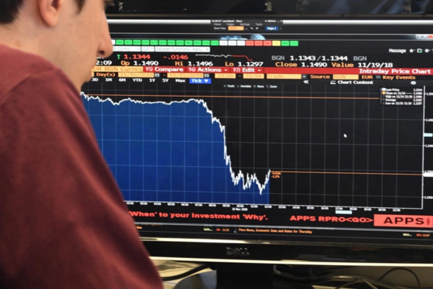evolutii financiar bancare si bursiere 6a6cc472c8060
