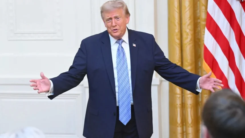 familia trump a furat banii americanilor a obtinut peste 4 miliarde profitand de influenta presedintiei acuzatii politice grave impotriva liderului sua 6a6ba1b4673fd