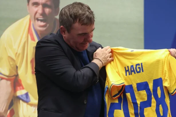 gheorghe hagi mesaj la moartea marelui franco baresi unele dueluri raman pentru totdeauna in memorie 6a6ca9b43b84d