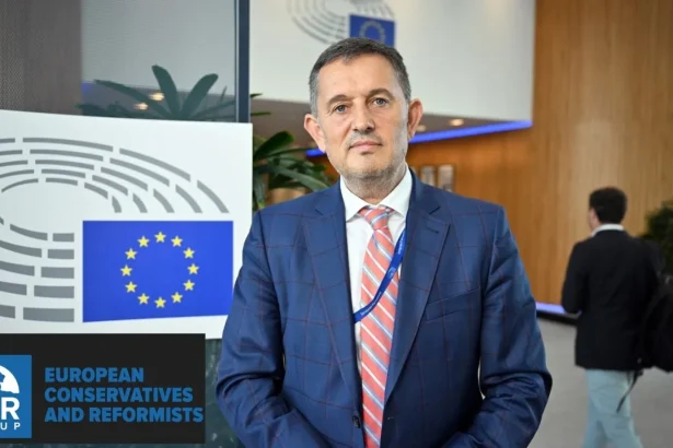 gheorghe piperea cere ca toate datele sa fie facute publice miruta minimalizeaza costurile sprijinului pentru ucraina romanii au dreptul sa stie cat au platit in realitate 6a631928c6056