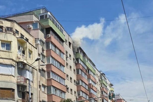 incendiu izbucnit la un apartament din bucuresti sunt inregistrate degajari mari de fum 6a4cc42ea0d31
