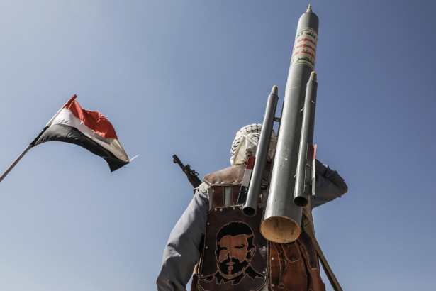 iranul ar fi trimis comandanti ai irgc si echipamente pentru rachete rebelilor houthi chiar inaintea blocadei din marea rosie reuters 6a6278c2861bf