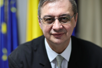 iulian chifu se alatura platformei conservatoare din pnl desi nu este membru al partidului mesajul transmis de expertul in securitate 6a5f18f49423e