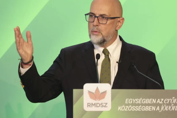 kelemen hunor avertizeaza legea salarizarii are zero sanse sa treaca in invatamant sunt cele mai mari probleme 6a67b40e62dc8