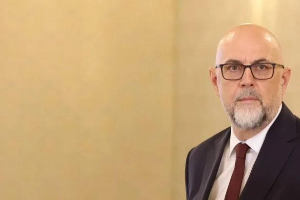 kelemen hunor nu vreau sa stric feng shui ul nimanui liderul udmr insista pentru un guvern de tranzitie si spune ca partidele sunt inchise in bula lor 6a69ed95c27cf