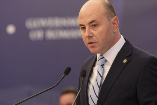 liberalii lui bolojan se cearta intre ei alexandru muraru ii raspunde lui mihai chirica cel care i a cerut demisia de la sefia pnl iasi 6a6cd93d7b8fa