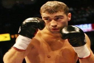 lucian bute isi doneaza obiecte de patrimoniu sportiv muzeului national de istorie a romaniei 6a6cf6ffbaddf