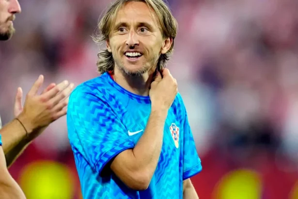 luka modric al aproape 41 de ani si a prelungit contractul cu ac milan 6a62adccca28b