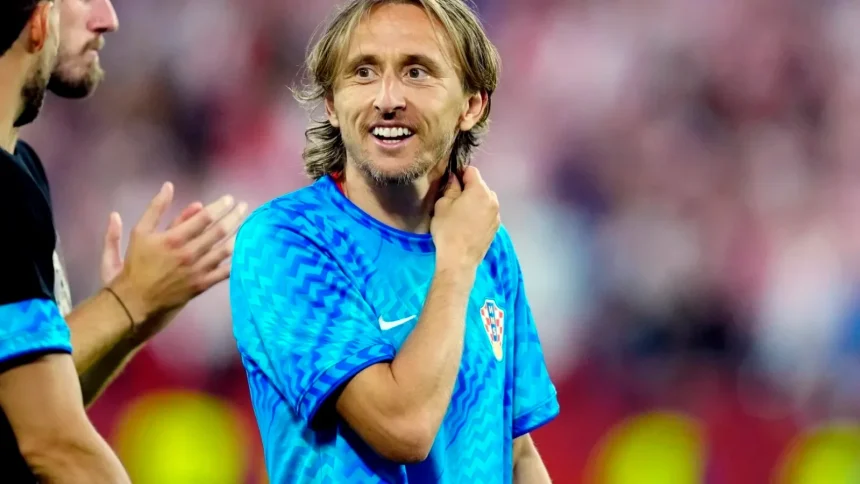 luka modric al aproape 41 de ani si a prelungit contractul cu ac milan 6a62adccca28b
