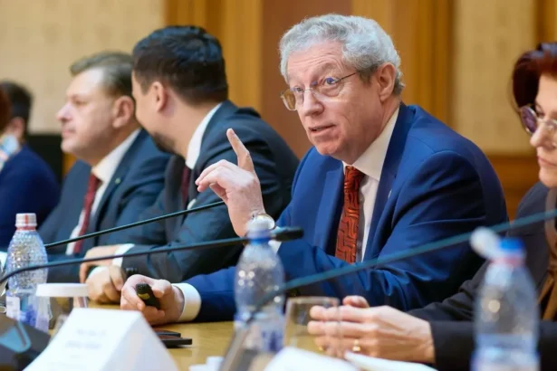 medicii adrian streinu cercel si carmen orban sustin greva din sanatate sa tai salariile oamenilor este inacceptabil este nedrept ce se intampla 6a68daab5590b