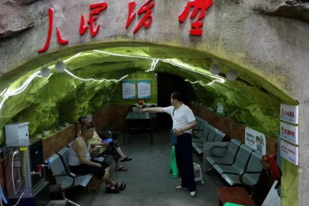 metoda inedita impotriva caniculei in china locul atipic in care locuitorii se adapostesc 6a603bc7cb569