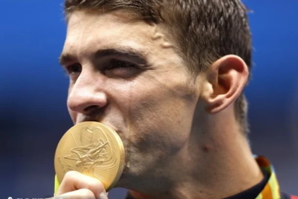 michael phelps dezvaluie ca s a gandit la sinucidere dupa retragerea din inot nu mai voiam sa traiesc 6a699d2f55dcf