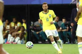 neymar a revenit cu o dubla dupa cupa mondiala dar echipa sa santos a ratat victoria 6a660edf979ea
