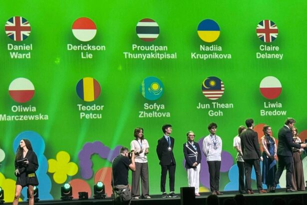patru elevi romani au urcat pe podium la olimpiada internationala de biologie 6a5cb109de69e