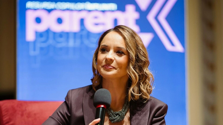 puteti ramane fara economiile de o viata andreea marin ii avertizeaza pe romani ce fruade se fac in numele ei 6a680ec59bd37