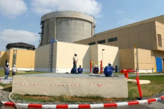 reactorul 1 de la cernavoda a fost oprit reactorul 2 ar putea urma daca situatia se inrautateste 6a68828990698