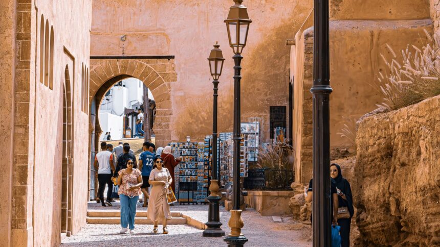 romanii isi schimba preferintele de vacanta gastronomia locala cartierele ascunse si experientele autentice cautate de tineri 6a58e7feca671