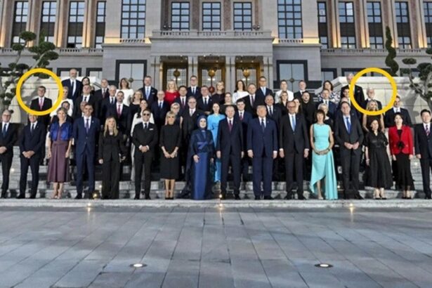 scandalul din cehia dintre premier si presedinte s a transferat la nato ambii oficiali au ajuns in ankara cu avioane separate turcia i a plasat in colturi opuse 6a4e229ca97bc