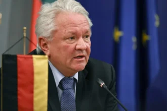 scandalul safe reprezentantii rheinmetall au fost intrebati de ce nu au participat la licitatia de vanzare a santierului naval mangalia desi prin safe primesc bani pentru modernizarea sa 6a60c3c0848ea