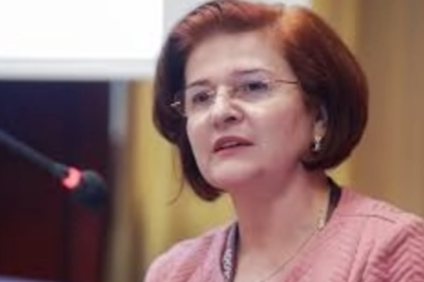 sefa colegiului medicilor se revolta pe legea salarizarii mediciii pleaca din tara nu mai avem timp 6a69114d31ce8