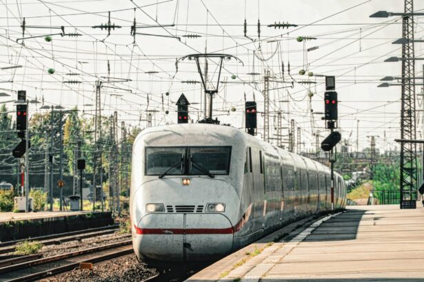 trenul budapesta bucuresti s a oprit in camp locomotiva s a stricat in timpul cursei 6a5c8de1d83c0