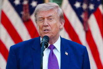 trump anunta ca americanii vor cere compensatii pentru protejarea stramtorii ormuz 6a54e0e53ad12