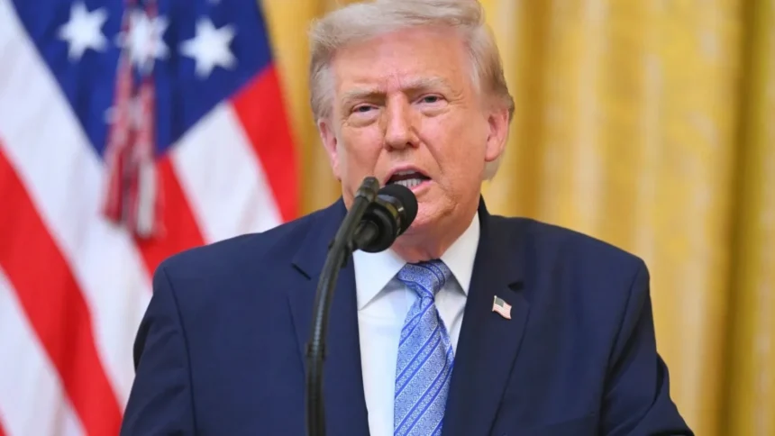 trump anunta reluarea zborurilor directe ale companiilor americane catre beirut si promite ca va sprijini libanul 6a5fe05e7c39a