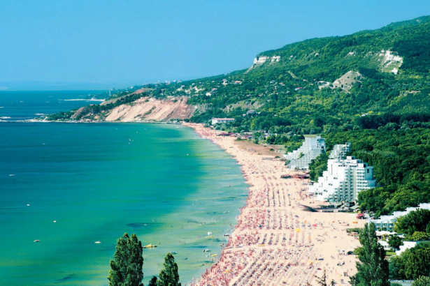 turistii polonezi i au depasit pe cei germani in statiunile de la marea neagra din bulgaria 6a67716a039df
