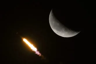 un fragment dintr o racheta spacex ar putea lovi luna in august evaluarea facuta de nasa 6a5f53ad7454a