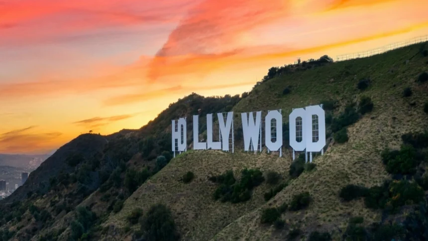 un nou caz me too zguduie hollywood ul vizat este un celebru actor si cantaret american 6a6c38d9314bf