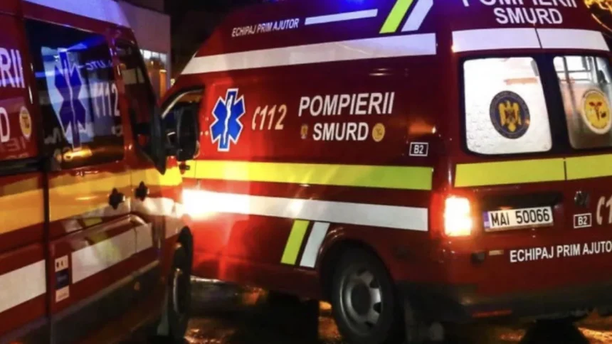 un tanar de 21 de ani a ajuns la spital dupa ce autoturismul in care se afla a fost cuprins de flacari 6a65613a17845
