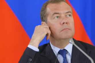video dmitri medvedev scos din sarite de sanctiunile impotriva rusiei nu a existat asa ceva in istorie 6a6a341578480