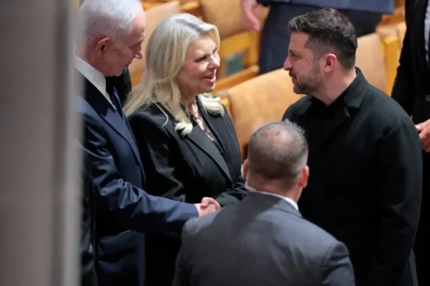 video netanyahu si zelenski vorbesc fata in fata la washington pentru prima data in ultimii 3 ani 6a691e5c76228