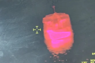 video pericolul persista pe nava gas lisbon la peste 24 de ore de la incident nu mai sunt flacari dar echipele nu pot urca la bord 6a60cb0e13605