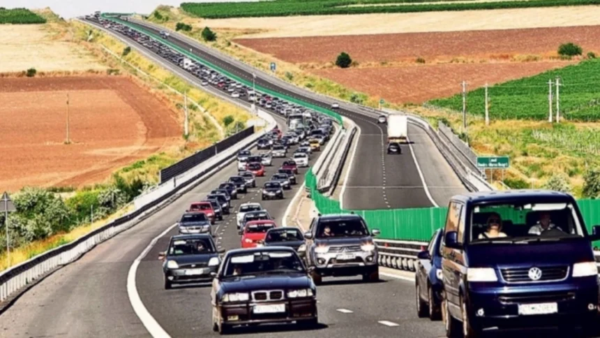 accident pe a2 cu sase masini trafic restrictionat pe sensul spre bucuresti 6a7869e6a195e