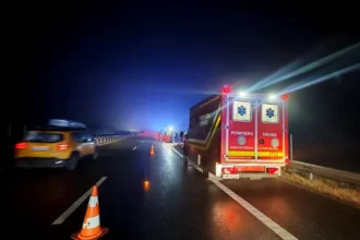 accident pe drumul spre poiana brasov doua persoane sunt inconstiente 6a835bd7d9090