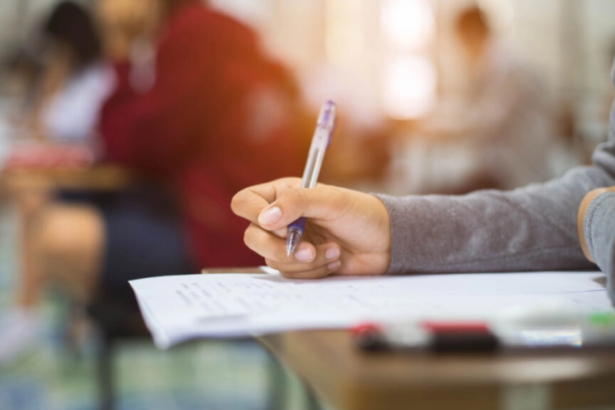 admiterea la liceu se schimba din 2027 elevii ar putea da inca doua examene dupa evaluarea nationala noile reguli pregatite de ministerul educatiei 6a82a5047d759