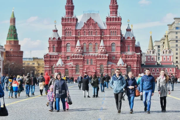 alarma la moscova economist rus de top concediat dupa ce a avertizat ca rusia nu poate castiga un razboi de uzura 6a855e203474d