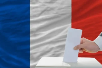 alegeri prezidentiale in franta raphael glucksmann isi anunta candidatura pentru 2027 6a8b5e4c72e72
