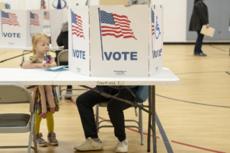 aliati ai presedintelui trump domina alegerile primare republicane in statele virginia kansas si michigan 6a72d05a184a3
