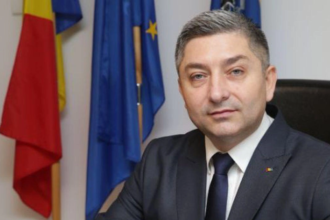 alin tise il face praf pe ilie bolojan performanta guvernului se plateste direct taxe mai mari firme impovarate oameni mai saraci 6a82c8dd82f74