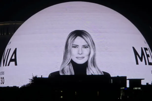 amazon prime nu renunta la melania trump platforma pregateste o noua serie documentara dupa esecul primului film 6a7495dd1e14e