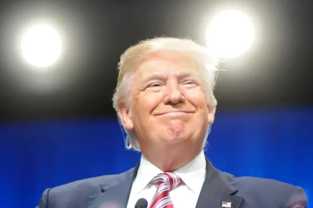 americanii sunt din ce in ce mai nemultumiti de trump popularitatea sa se prabuseste inainte de alegerile de la jumatatea mandatului 6a8436b080564