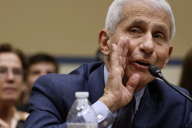 anthony fauci la un pas de a fi pus sub acuzare in senatul sua a invocat de peste 100 de ori amendamentul al cincilea 6a7510f18d70c