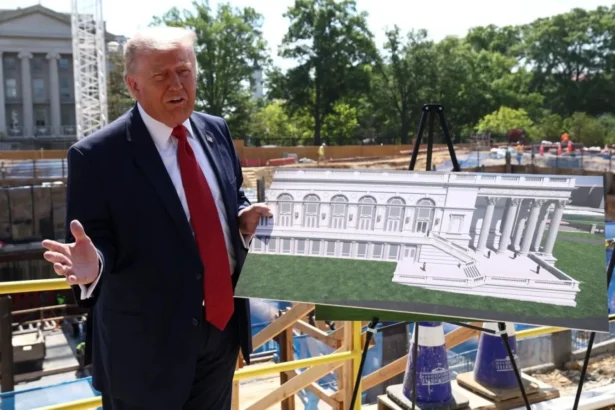 astrele nu se aliniaza deloc pentru donald trump instanta a blocat construirea salii de bal de la casa alba 6a76464b869f0