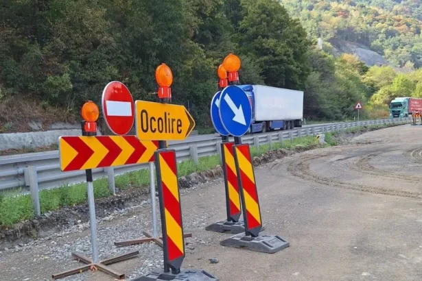 atentie soferi traficul pe dn7 pe valea oltului va fi deviat pana la sfarsitul anului 6a8f24423d60a