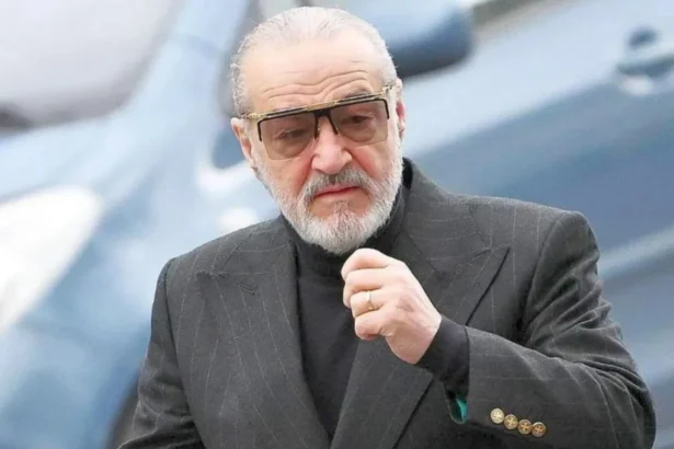 ca sa nu mai existe calugari romani subjugati de greci gigi becali dezvaluie sumele uriase donate la muntele athos 6a8a63d757065