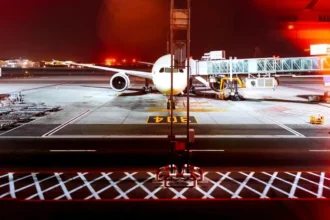 cel mai frecventat aeroport de romanii care merg belgia isi suspenda activitatea 6a703b6c45442